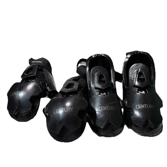 Century Martial Arts Sparring Set Includes Boots Size 7/8 & Adult Gloves Black - Picture 1 of 16